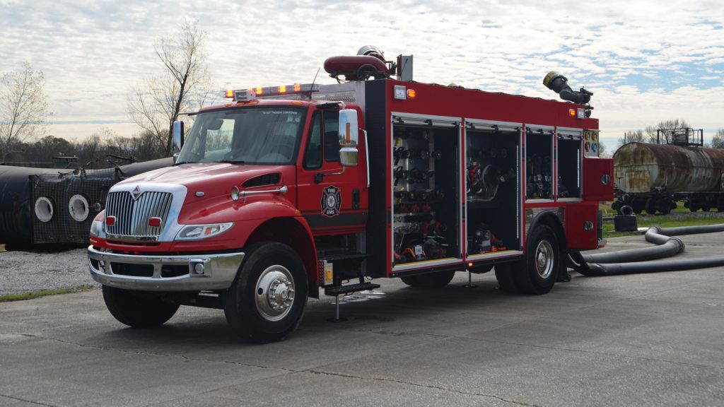 US Fire Pump Deluge Truck 1